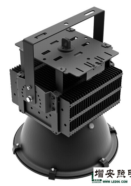 高端SWK205高效LED工礦燈，LED工廠燈廠家直銷，LED節(jié)能燈體育場(chǎng)館